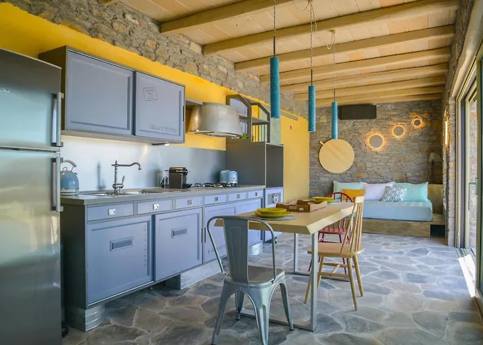 Willa Valeria's House